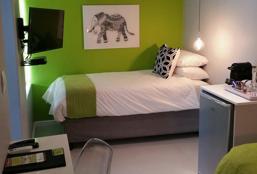 The Vibe Dorp Street Bed & Breakfast Stellenbosch Ngoại thất bức ảnh